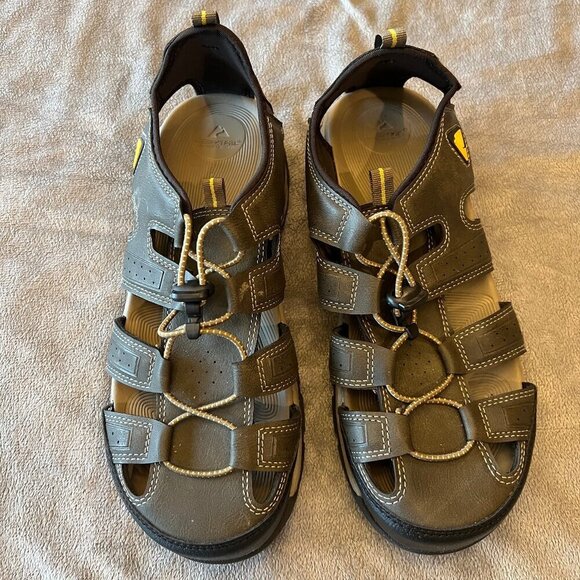 Men's Ozark Trail Brown Closed Toe Sandals, Adjustable Cross Strap, Size 8 - Picture 1 of 9